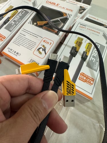 ខ្សែរសាកភ្លេីង​ 4 in 1 ខ្សែធំ​ 65W