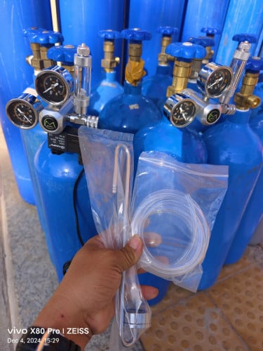 បញ្ចូល CO2 និងអុកសុីសែនត្រី我们在金边供应氧气/二氧化碳/氮气/氩气。