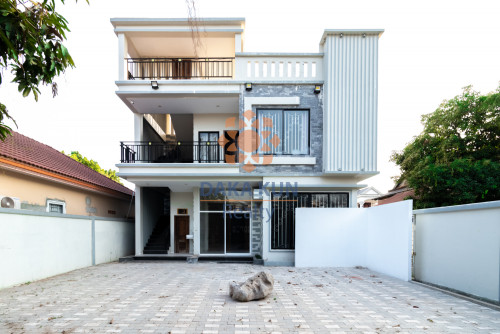6 Bedrooms House For Rent In Siem Reap City- Sala Kamreuk