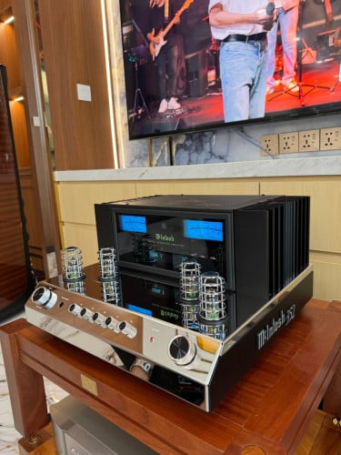 អំភ្លី McIntosh MA 352