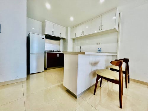3Rooms 133㎡ $900 Aeaon mall 1 ( 7 minutes )