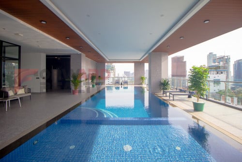 Brand new 1 Bedroom Apartment with swimming pool for Rent in BKK1 Area.