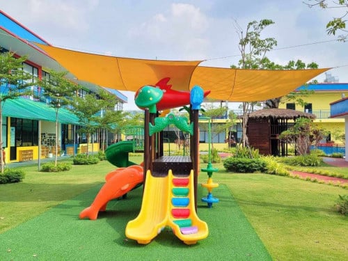 Sun shade sail: