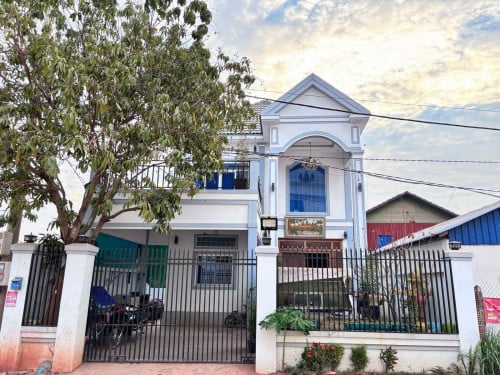 សៀមរាបលក់ដីនិងផ្ទះ ខាងកើតផ្សារខ្នារ