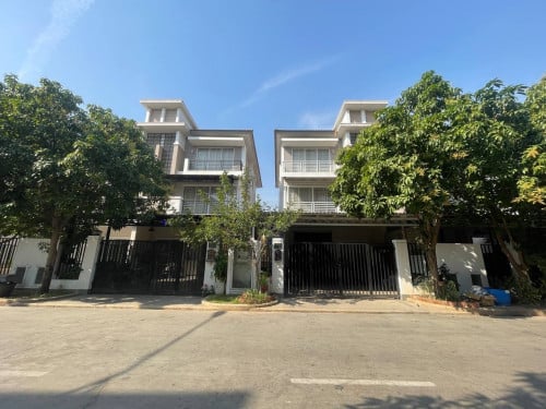 Twin A Villa  for Rent Borey Peng Huoth ( Jumeirah )6A 