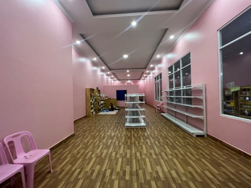 ហាងជួល ទីតាំងល្អ មុខបុរីប៉េងហ៊ួត បឹងស្នោរ ផ្លូវជាតិលេខ១