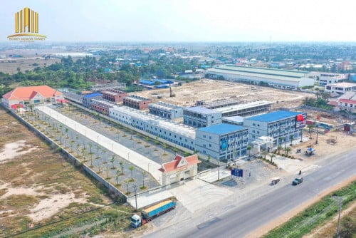 Shop house  ល្អសំរាប់ប្រកបអាជីវកម្ម