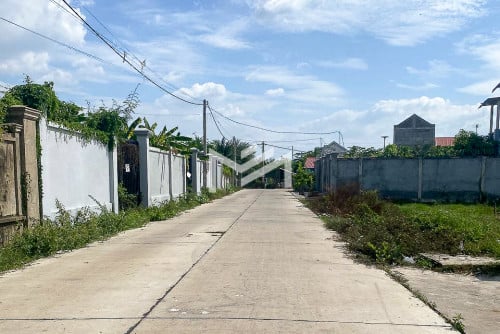 ដី ទំហំ 414ម៉ែត្រការ៉េ សម្រាប់លក់ នៅសង្កាត់តាខ្មៅ - ខេត្តកណ្តាល📍