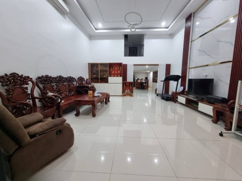 ដី និង ផ្ទះសម្រាប់លក់ – ទីតាំងពិសេសនៅ BKK1 | Land for sale in BKK1