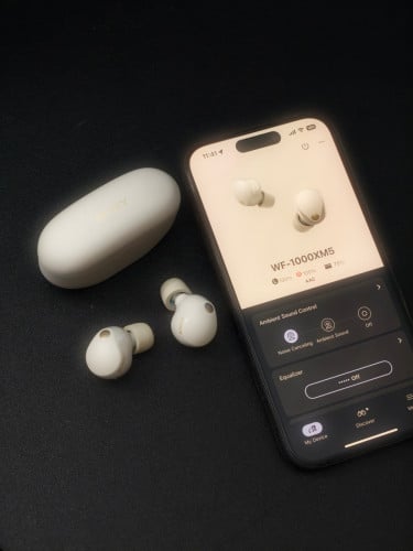 Sony WF-1000XM5 នៅស្អាតល្អ