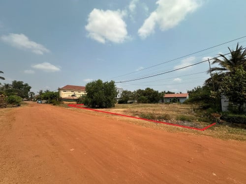 ๐ฆLand Available for Urgent Sale at a Special Price (Negotiable).