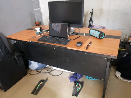 Boss teble តុថៅកែ