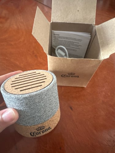 Mini speaker lightweight