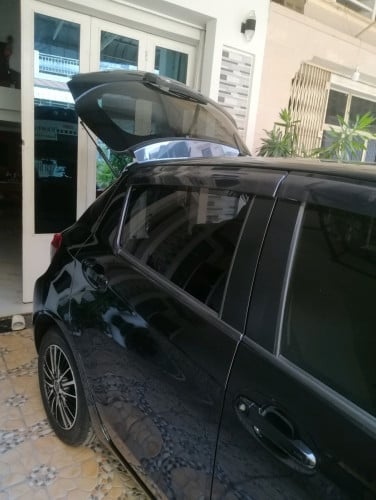 ឡានជិះគ្រួសារលក់