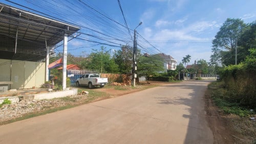 ដីលក់ 400$/m2