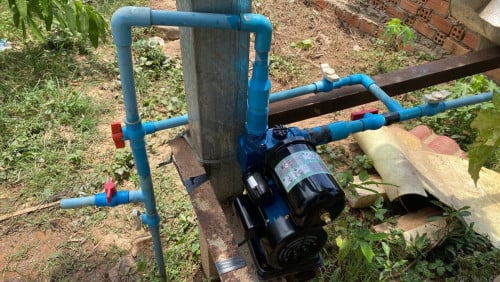 ម៉ូទរជំរុញទឹកអូតូ​ water pump