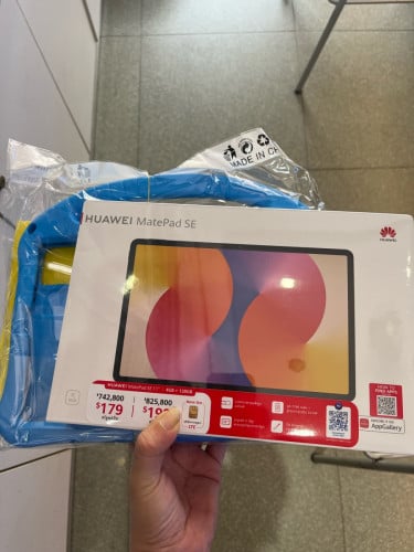 Huawei matepad Se 4G/128G brand new , warranty 1 year free free