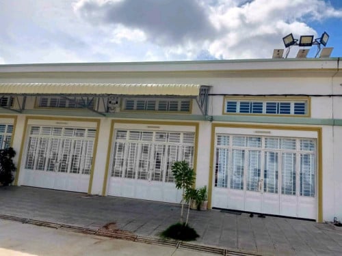 ផ្ទះសម្លាប់ជួលក្នុងបុរីទីក្រុងរណបខេត្តបាត់ដំបងក្រោយផ្សារភូផុយ