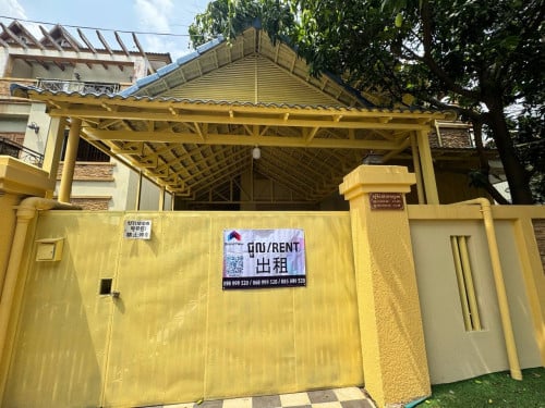 វីឡាភ្លោះសំរាប់ ជួលបូរី ប៉េងហួតលូ5 1200$