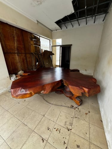 🏷️តុឈើបេងប្រណិត 💯 មិនទាន់ប្រេី លក់បន្ទាន់រើផ្ទះ