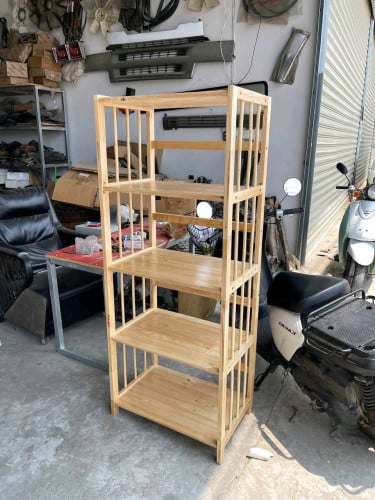 ធ្នើដាក់អីវ៉ាន់រឺសម្ភារៈផ្សេងៗ