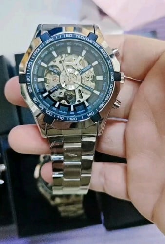 នាឡិកា ម៉ាស៊ីន អូតូ