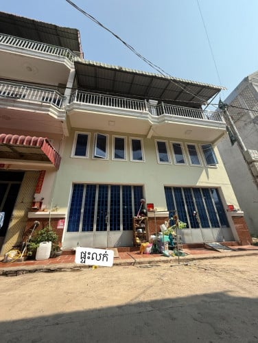 ផ្ទះលក់បន្ទាន់ តម្លៃពិសេស ត្រឹមតែ $51,500 ចរចា