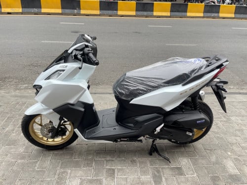 Honda click 160 ក្រុមហ៊ុន 2024 ថ្មីកេះ