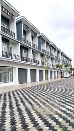 House for sale big road