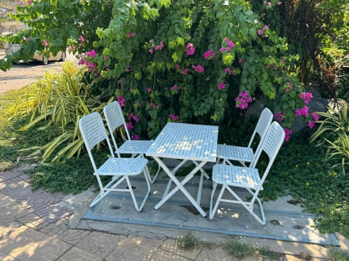 ឈុតតុកៅអីជើងបត់