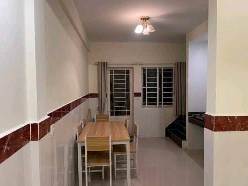 ផ្ទះល្វែងសម្រាប់លក់