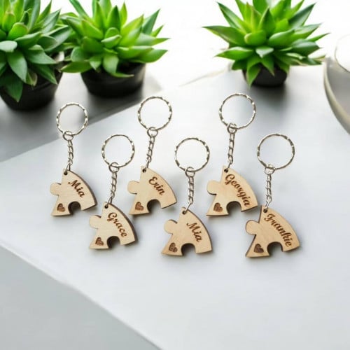 REAL WOOD 6 Best Friends/Family Member Key Chain Set-Set of 6 puzzle piece