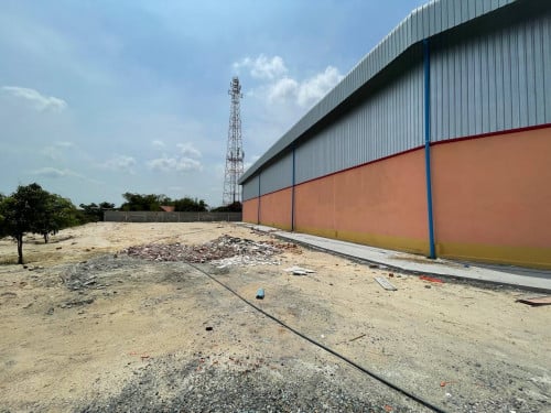 ឃ្លាំង2 សម្រាប់ជួល / 2 WAREHOUSE FOR RENT