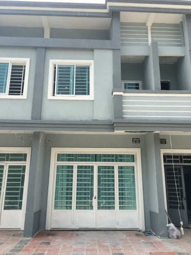 លក់បន្ទាន់​ 38,900$