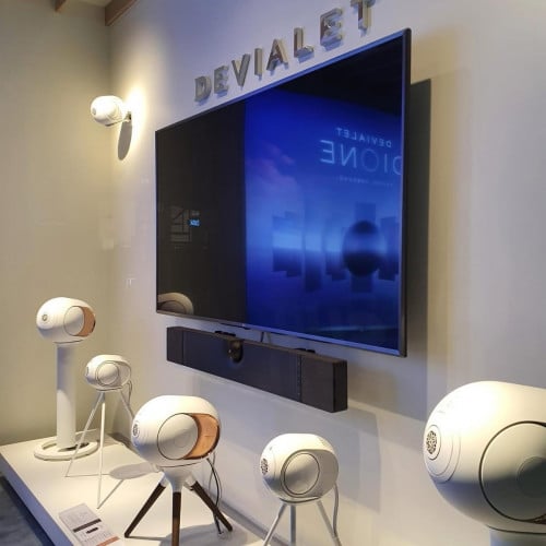 កំពូលបាស់ Devailet