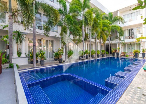 20-Bedroom Hotel with Pool for Rent in Siem Reap, Sala kamreuk area