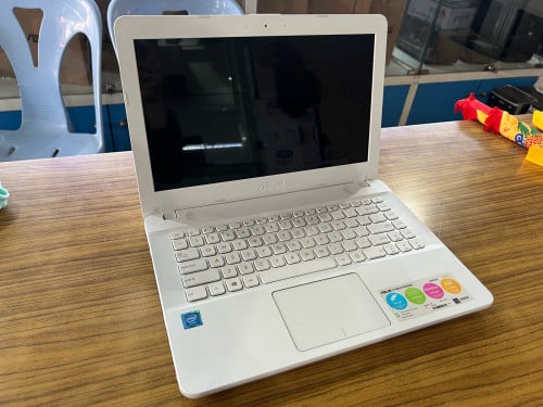 Asus X441 Intel N3350 l 4G l Ssd 256G l 14”