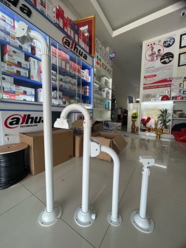 ជេីងចាប់កាមេរ៉ា