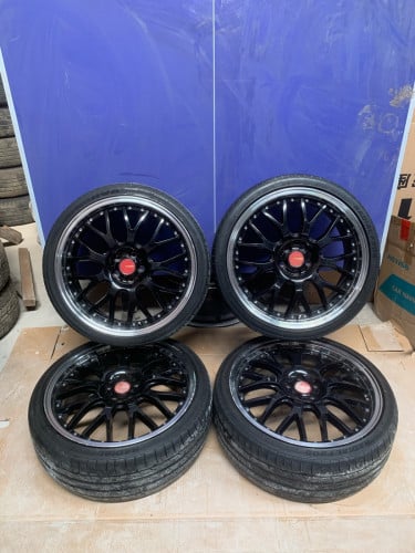 យ៉ាន់ជប៉ុននិងសំបកលក់ Anhelo Corazon R19