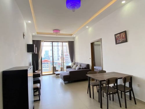 Biggest One Bedroom for rent at BKK3