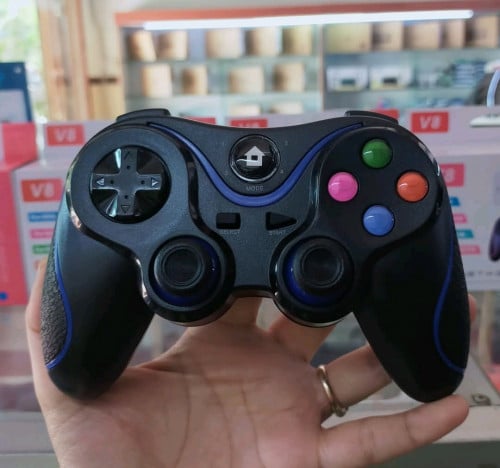 ដៃហ្គេម V8 ឡៃឡុងធូរៗ