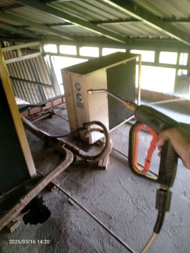 AC / Freezer / Chiller Cleaning Services