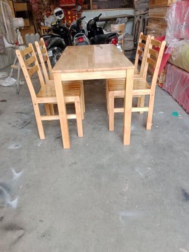 មានទទូលផ្គត់ផ្គង់គ្រឿងសង្ហារិមច្រើនម៉ូដ