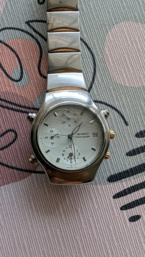 លក់នាឡិកា