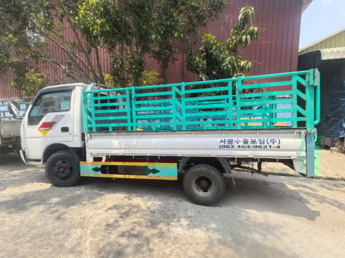 រថយន្ត KIA 1.5តោន ឆ្នាំ2002  លក់បន្ទាន់!ទំហំ 5ម៉ែត្រ ស្ថានភាពល្អ តម្លៃសមរម្យ! មាតិកា៖