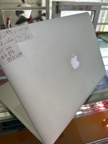 លក់Mac book99% ខាតដើម380$