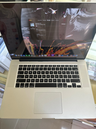 លក់Mac book99% ខាតដើម380$