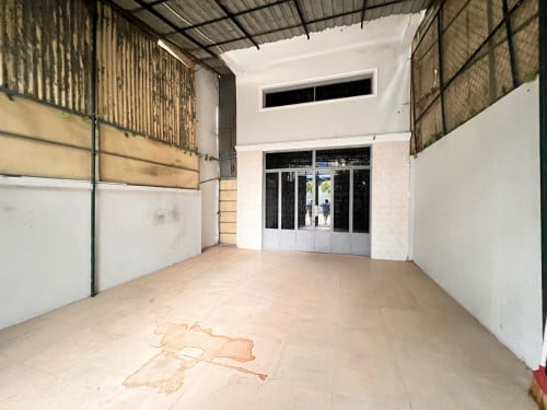 ជួល រឺ លក់