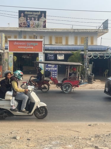 ផ្ទះល្វែងសំរាប់ជួល 