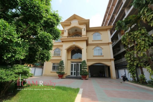 Deluxe 9 bedrooms villa for rent in Phnom Penh Thmei